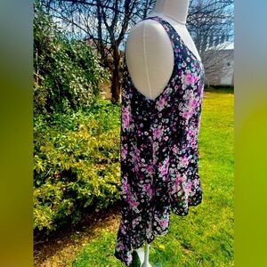TORRID Floral Sleeveless Top - Black and Pink